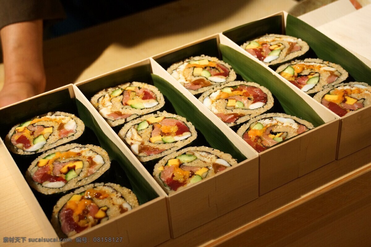 日本美食 寿司卷 日本料理 饭团 日本寿司 餐饮美食