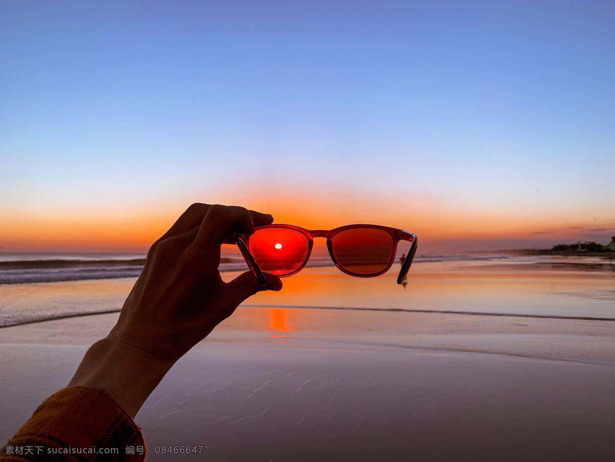 太阳眼镜 拍照 照片 拍摄 壁纸 日出 日落 海边 沙滩 海滩 湖边 太阳 高清 特写 墨镜 太阳镜 眼镜 镜 防风镜 女款 男款 照片图片 生活百科 家居生活