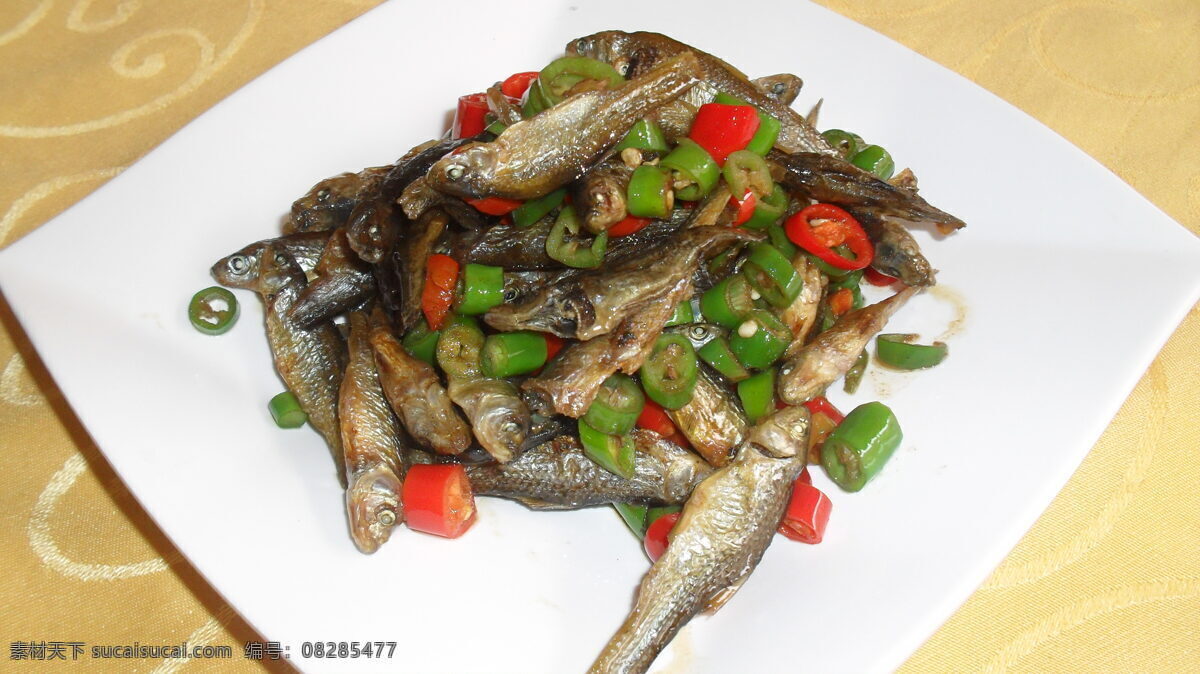 山村小野鱼 小野鱼 小鱼仔 鱼仔 鱼干 小河鱼 青椒 尖椒 湘菜 川菜 菜谱 菜类 传统美食 餐饮美食