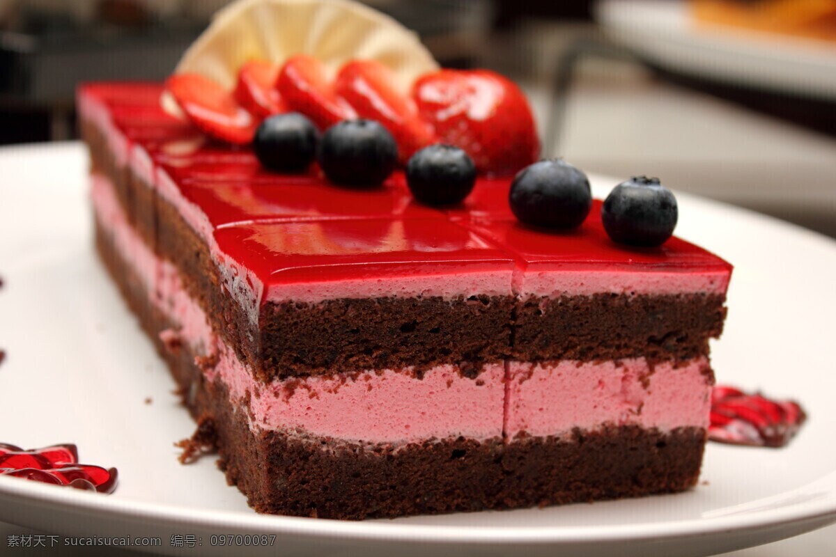 草莓夹心蛋糕 甜品 美味 草莓 水果 蓝莓 夹心 蛋糕 餐饮美食 西餐美食