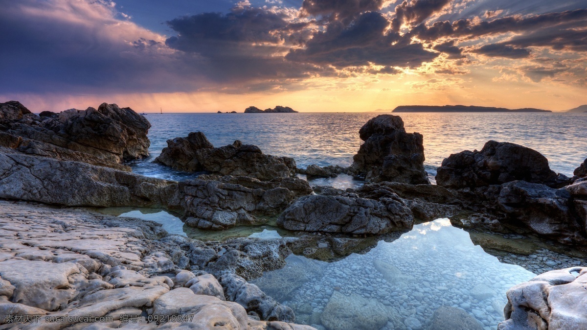 风景壁纸 海边风景 海浪 海滩 礁石 沙滩 自然风景 傍晚 海边 风景图片 傍晚海边风景 美丽 风景 自然景观 psd源文件