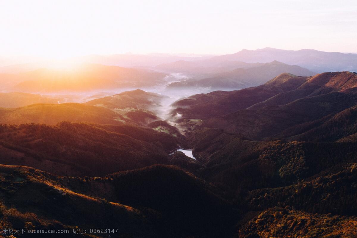 大山风景 大山 高山 河流 美景 云朵 多娇江山 自然景观 自然风景