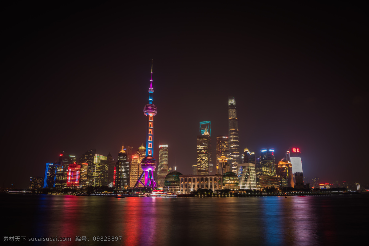 东方明珠 上海 上海夜景 东方明珠夜景 海边城市 海边 海边建筑 灯光 摄影城市 旅游摄影 国内旅游