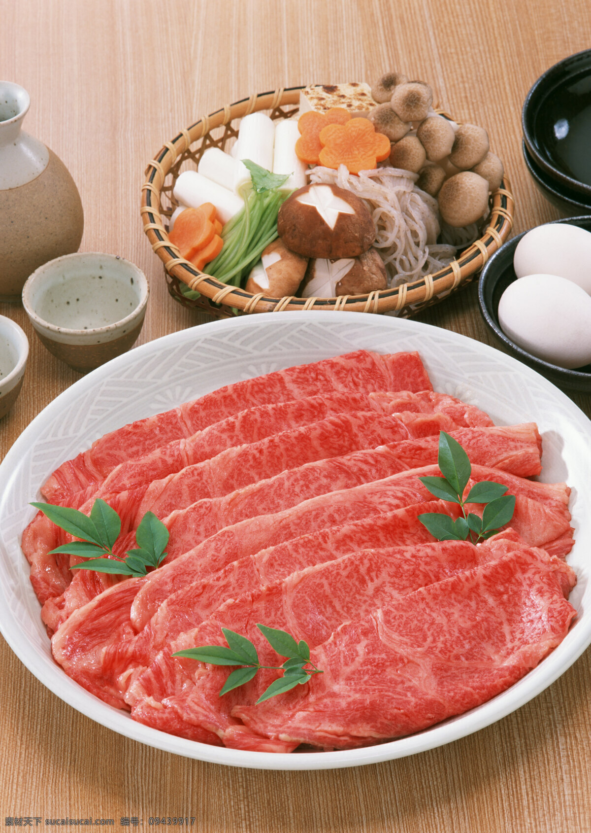 新鲜肉类摄影 肉类 鲜肉 牛肉 肉 食品 肉食 餐饮 肉片 烤肉 餐饮素材 餐饮摄影 生肉 食材原料 餐饮美食 红色