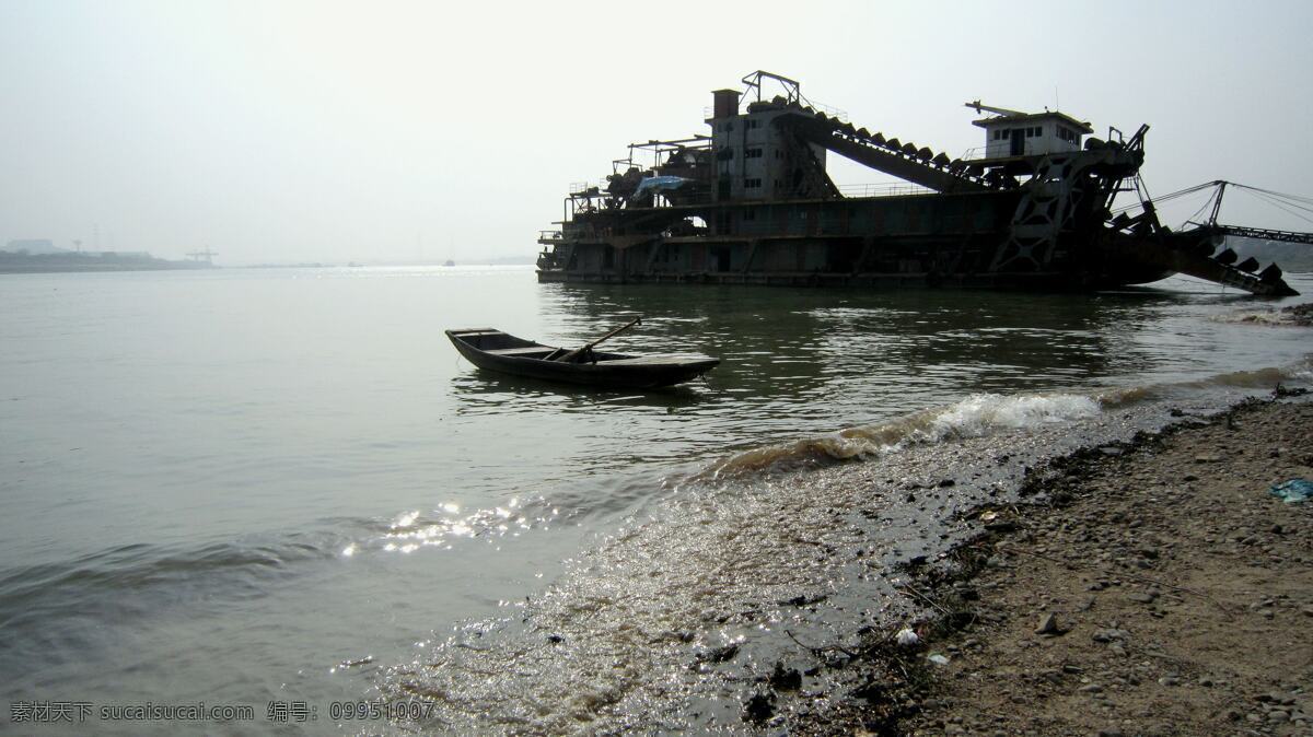 湘江风光 湘江 河水 水浪 树木 渔船 建筑 自然风景 自然景观
