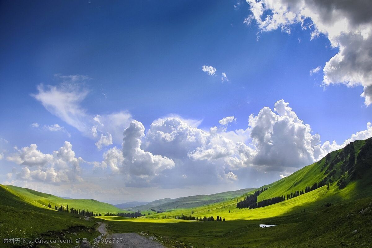 渐变蓝 过度背景 好看的天空 壁纸 天空蓝 蓝天天空 天蓝色 蓝 湛蓝 自然景观 自然风光 自然风景 jpg空 蓝天白云 白云 天空背景 蓝色天空 天空高清图 蓝天高清图 白云背景墙