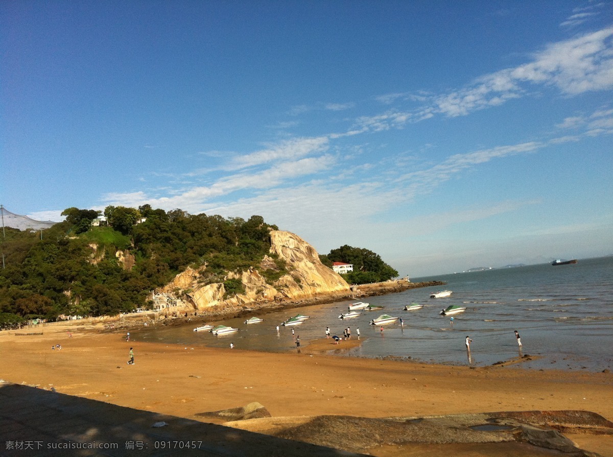 白云 蓝天 沙滩 小船 阳光 自然风景 自然景观 鼓浪屿 海滩 鼓浪屿海滩 夏日 psd源文件