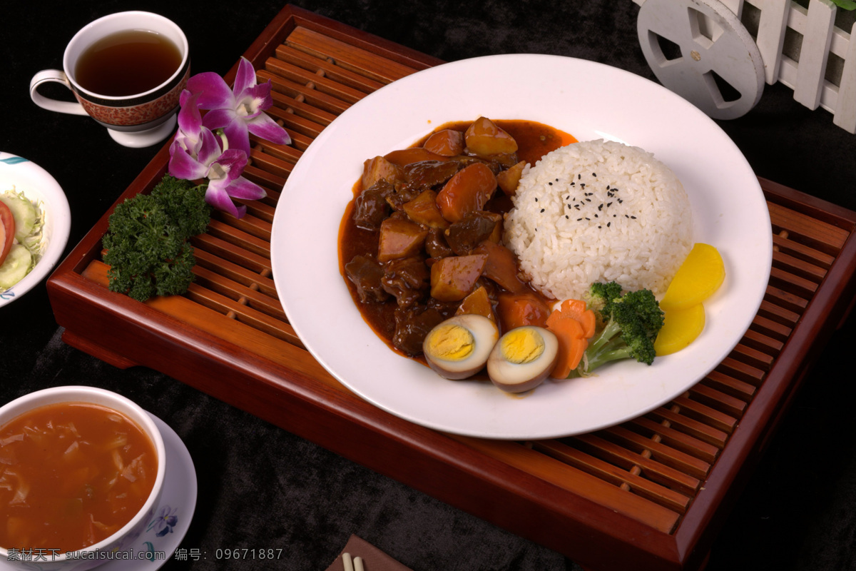 红烧牛肉饭 红烧牛腩饭 土豆烧牛肉饭 盖浇饭 牛肉 红烧牛肉 快餐 简餐 台湾美食 传统美食 餐饮美食 高清菜谱用图 套餐