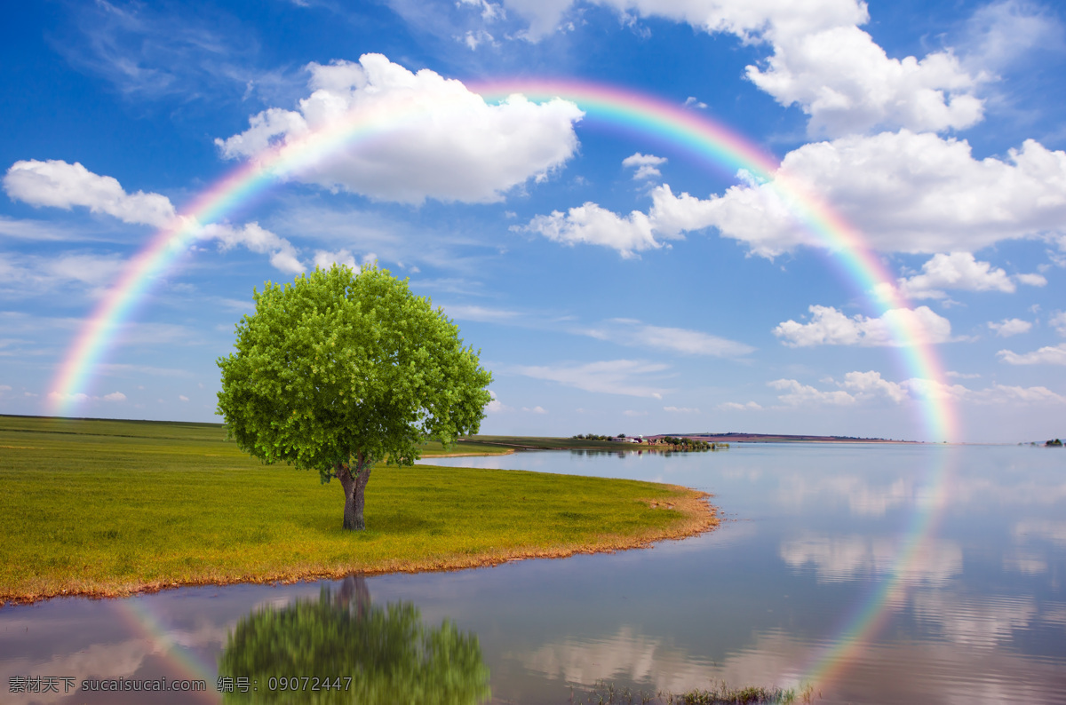 美丽 湖泊 上空 彩虹 美丽彩虹 七彩虹 雨后彩虹 彩虹风景 美丽风景 美景 景色 天空 云朵 天空图片 风景图片