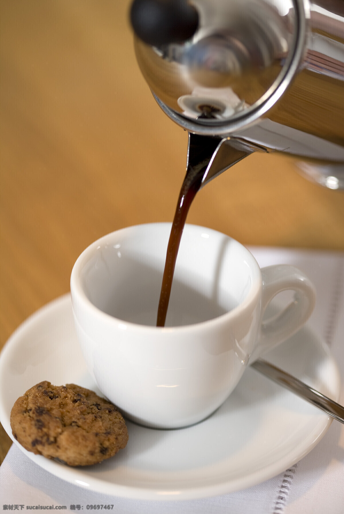 coffee 餐饮美食 黑咖啡 健康生活 健康饮食 咖啡 咖啡杯 倒 倒咖啡 现磨咖啡 咖啡托盘 热咖啡 优质咖啡 精选咖啡 进口咖啡 饮品 饮料酒水 psd源文件 餐饮素材