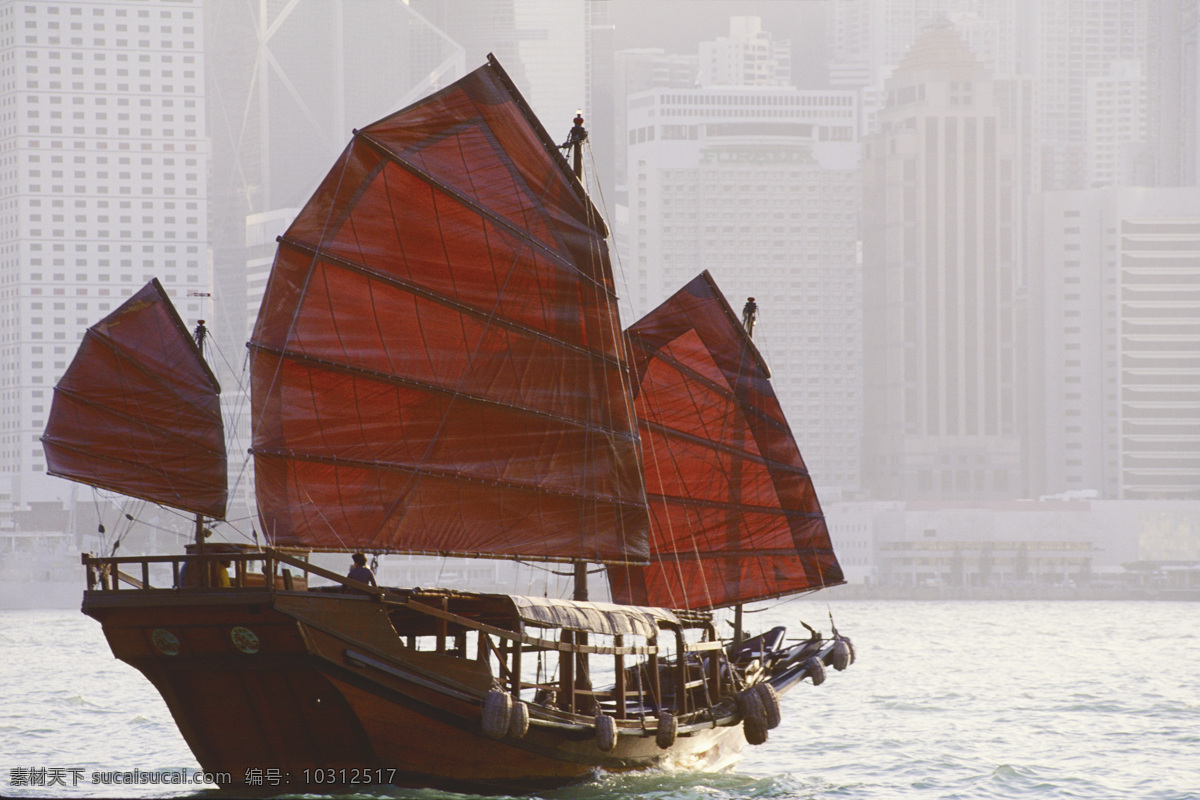 香港 海面 上 游船 城市风光 高楼大厦 建筑 风景 旅游 大海 帆船 摄影图 高清图片 环境家居