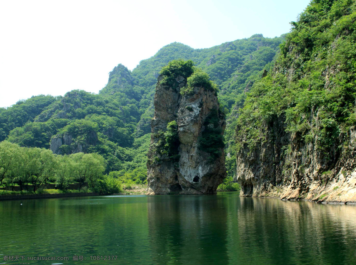 青山绿水 高原 湖水 森林 高山 山峰 山脉 群山 蓝天白云 生态 自然 森林公园 自然风景 自然景观