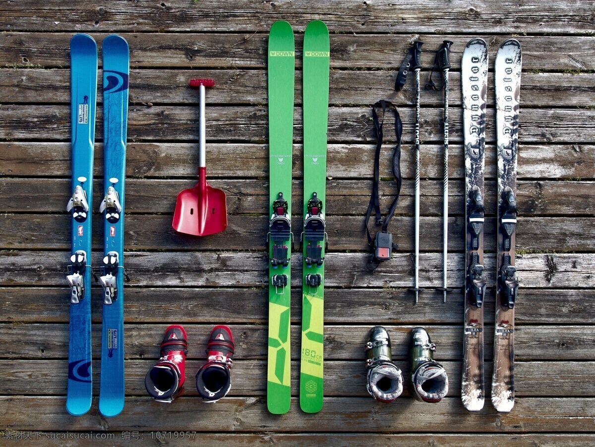 滑雪 运动 冬天 雪 山 滑雪工具 滑雪板 灰色