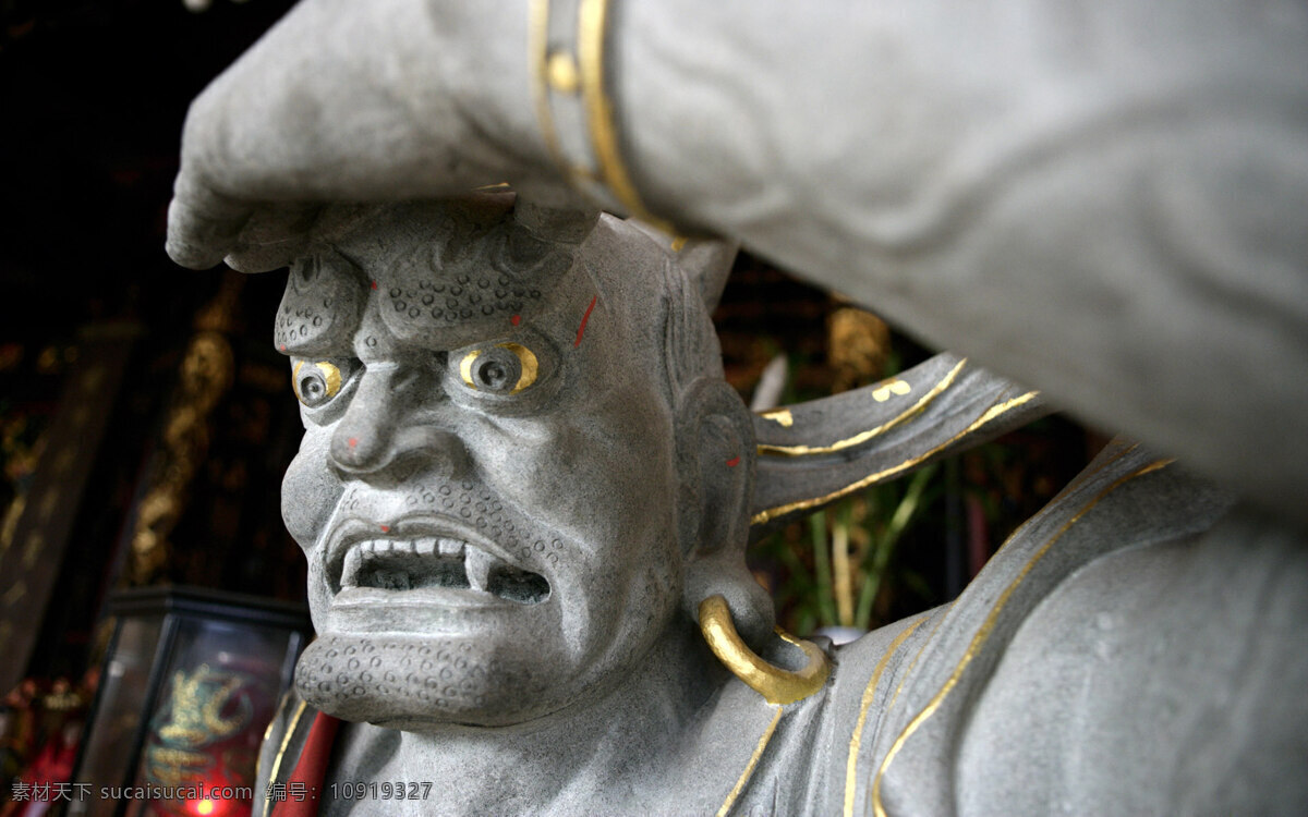 菩萨 彩绘 传统 传统文化 雕塑 佛教 神话 石质人物像 膜拜 中国风 文化艺术 宗教信仰