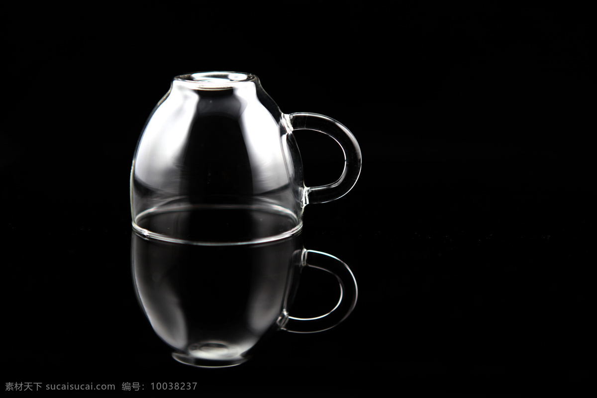 透明杯子 水晶杯 杯子 锅子 锅 杯 茶壶 茶具 倒扣杯子 生活素材 生活百科