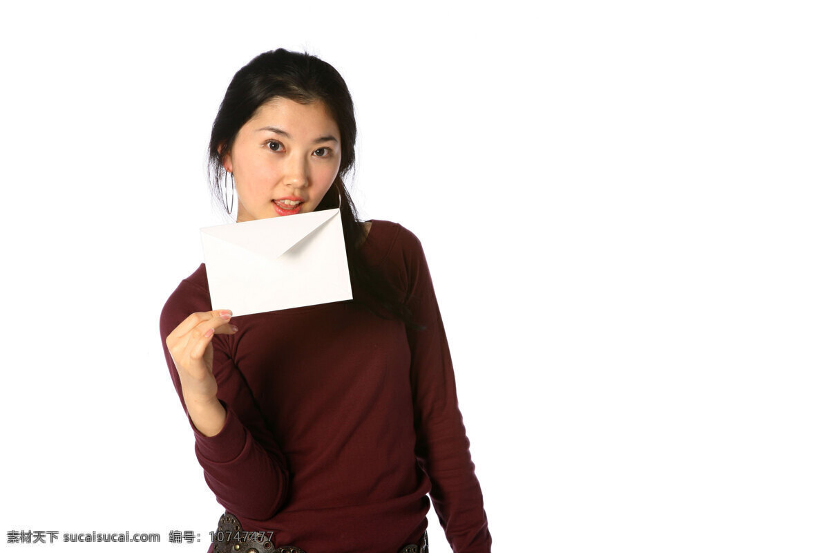 手 信件 韩国 美女图片 美女 女性 亚洲 韩国美女 性感美女 时尚美女 美女写真 信封 手拿着 发型 造型 可爱 微笑 清纯 人物 摄影图 高清图片 人物图片