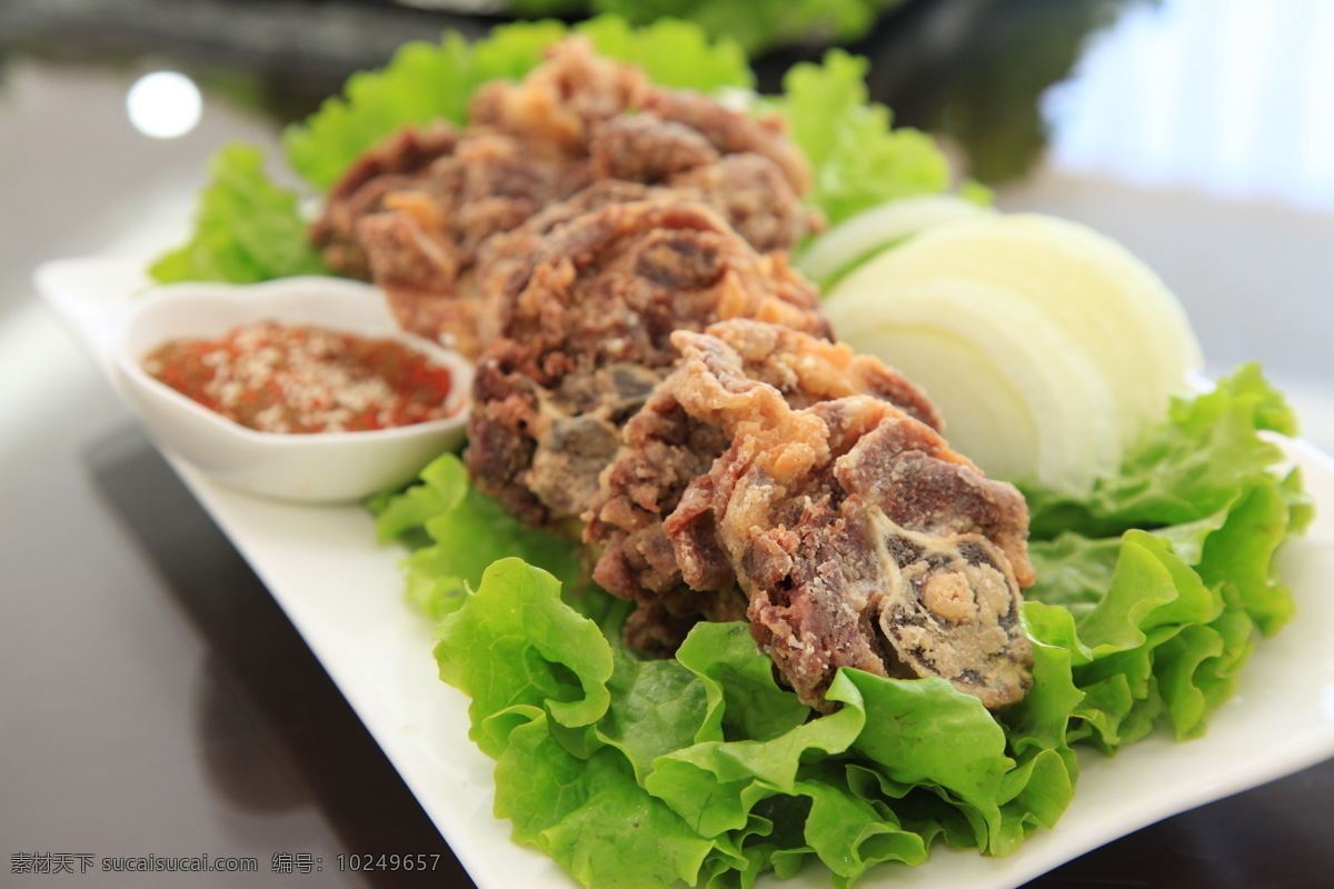 羊脖子 特色羊脖子 烤羊脖子 香酥羊脖子 新疆羊脖子 羊脖 脖子 么么好吃的 餐饮美食 传统美食