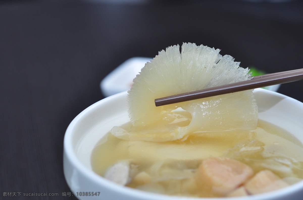 鸡炖翅 翅 炖汤 粤菜 传统美食 餐饮美食