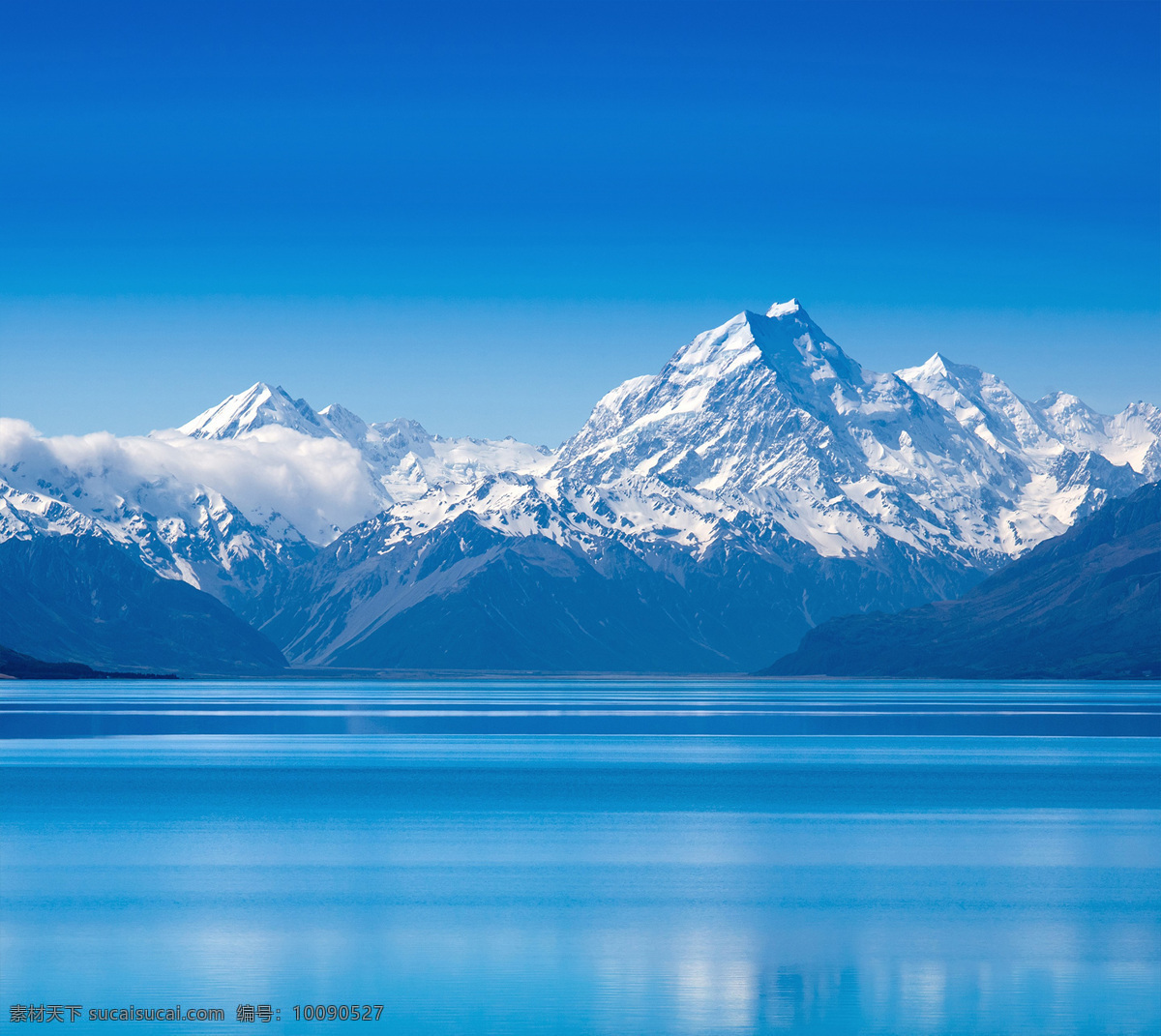 雪山 雪山风景 白云 湖水 倒影 云雾 仙境 自然风景 自然风光 山水风景 艺术摄影 自然景观