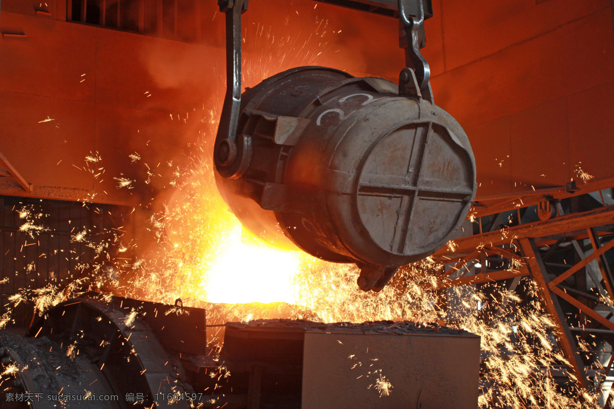 炼铁 铸铁 火 红火 工厂 车间 机器 金属 机械 生产 加工 工业生产 制造 现代科技