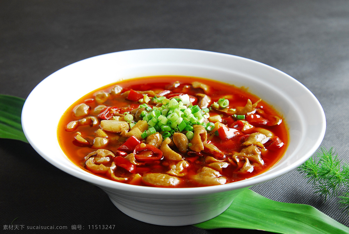 芋儿肥肠 芋儿 肥肠 芋儿烧肥肠 烧肥肠 传统美食 餐饮美食 高清菜谱用图