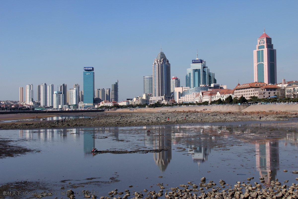 青岛 湾畔 风景图片 城市倒影 倒影 海滨 海滩 建筑景观 自然景观 青岛湾畔风景 青岛湾 psd源文件