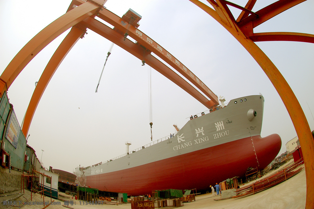 船厂 货船 货轮 轮船 码头 海港 港湾 港口 吊车 吊机 船坞 造船厂 工厂 广角 工业生产 现代科技