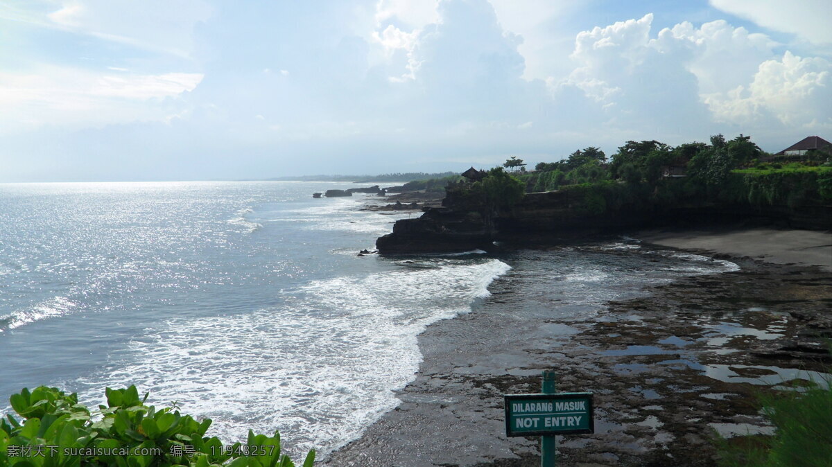 巴厘岛 白云 大海 国外旅游 看海 蓝天 浪花 旅游 情迷 海滩 自然风光 自然景观 巴厘岛风景 巴厘岛海滩 绿树 旅游摄影 psd源文件