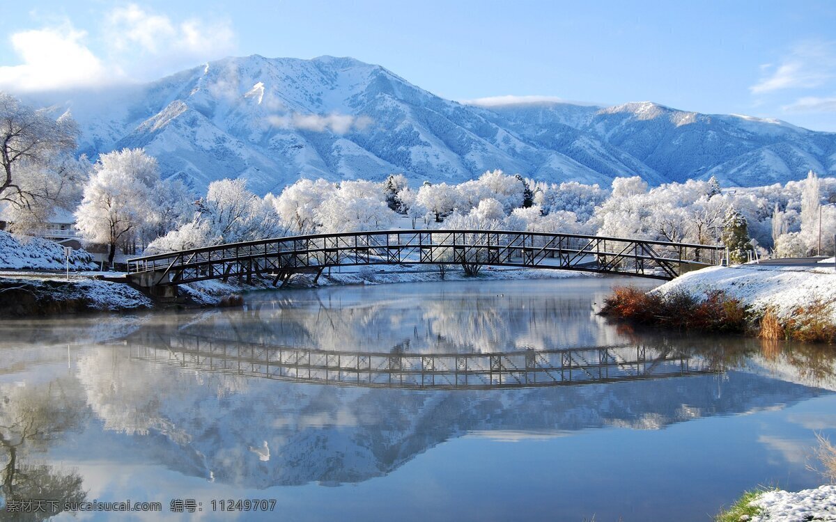 雪和桥 雪景 冬季 白雪皑皑 雪松 冬景 风景 自然景观 自然风景 湖面 湖 桥 水