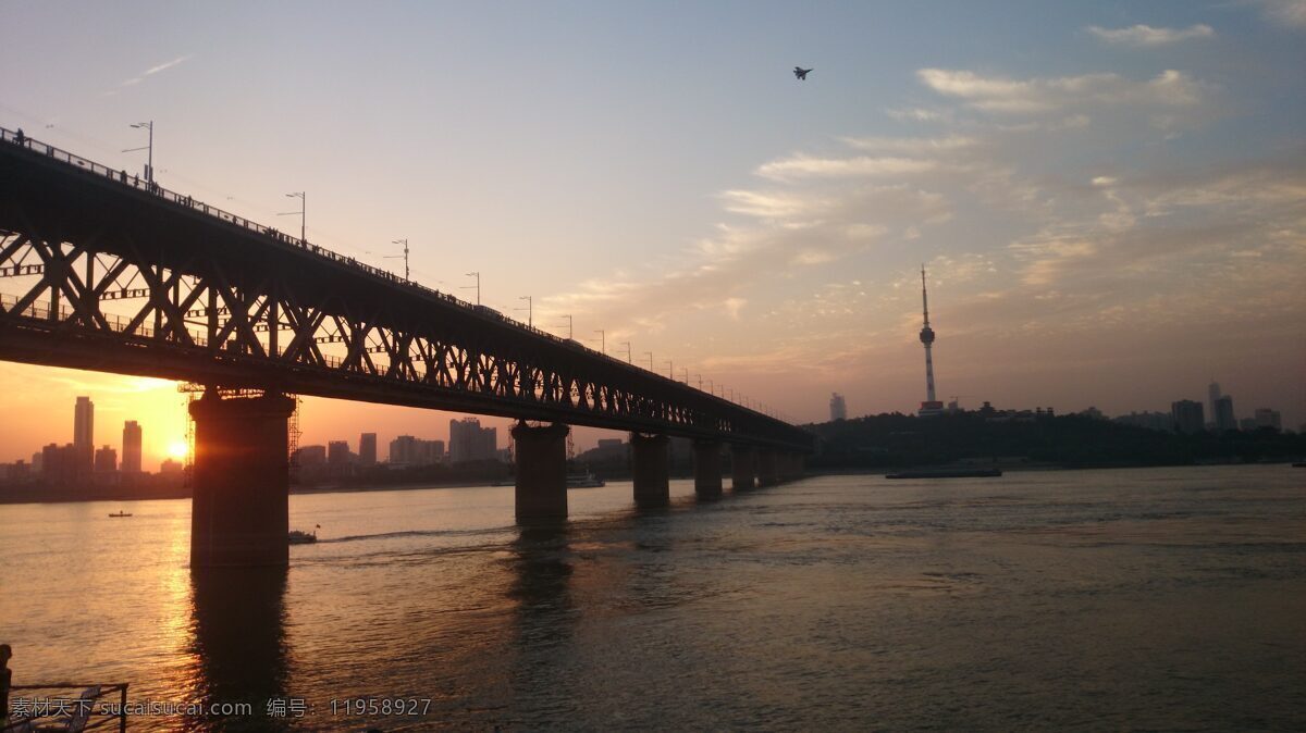 长江大桥 黄昏 武汉 长江 大桥 江水 旅游摄影 国内旅游