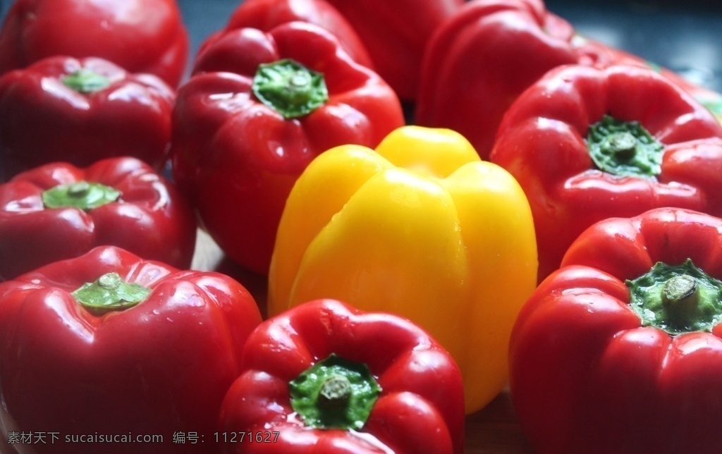 彩椒 辣椒 有机蔬菜 绿色蔬菜 农产品 新鲜蔬菜 菜篮子 生物世界 蔬菜