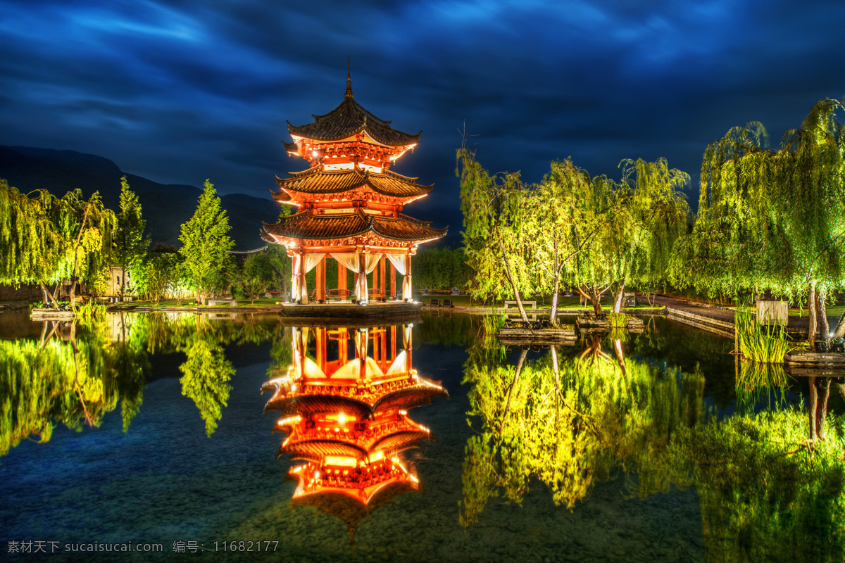 楼阁 柳树 夜晚 湖面 灯光 中式建筑 湖中亭 风景区 风景 灯火辉煌 景点亮化 建筑夜景 园林 景观 琉璃瓦 美景 大自然 建筑园林 园林建筑