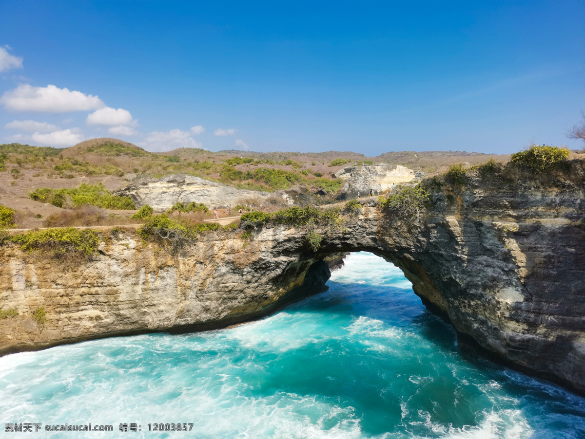 巴厘岛断桥 巴厘岛 恶魔的眼泪 海边 大海 海景 沙滩 印尼 印度尼西亚 东南亚 热带 断桥 情人崖 海神庙 自然景观 自然风景