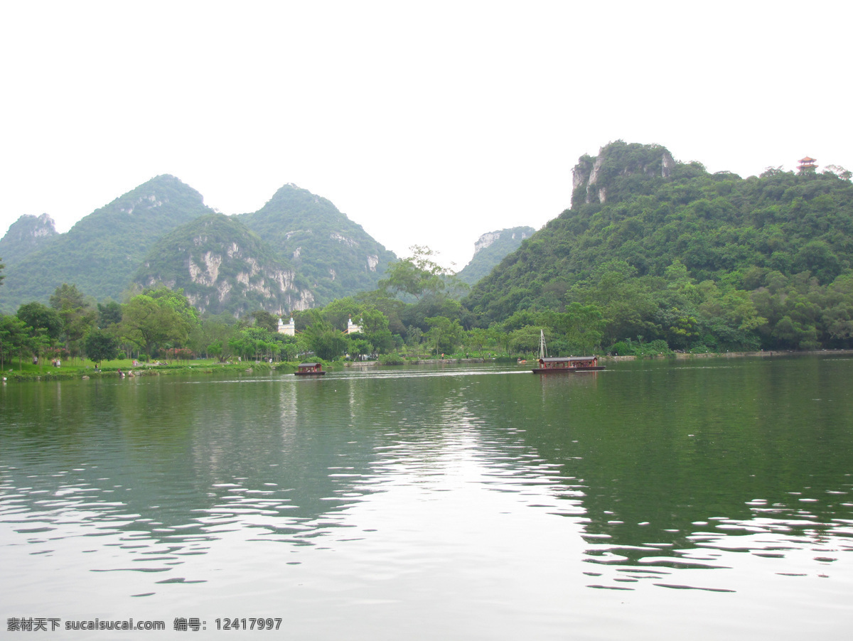 河水 湖水 小河 潭水 青山绿水 龙潭公园 倒影 小山 游船 凉亭 游人 绿树 旅游摄影 自然风景 摄影图库