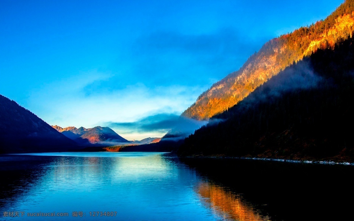 湖光 山水 天空 倒影 蓝色 相 湖 山水相间 自然景观 自然风光