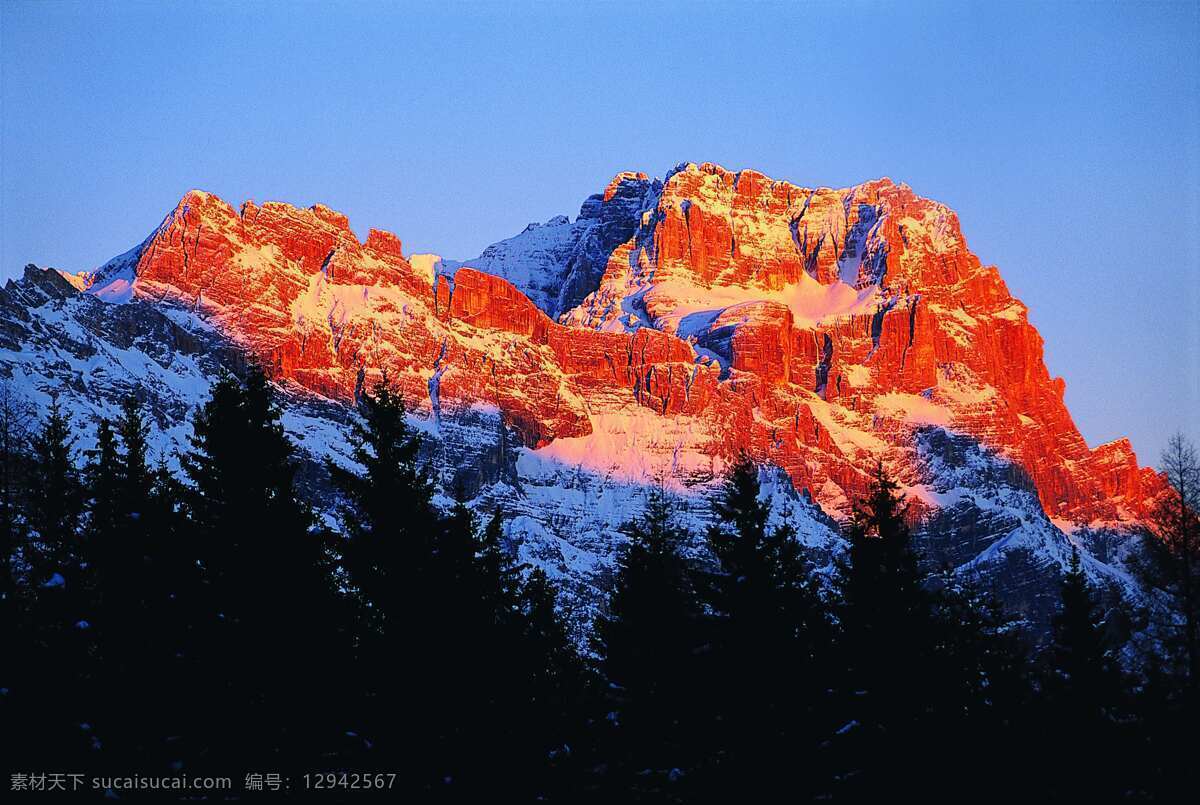 山水 剪影 蓝色天空 山 山水风景 山水剪影 摄影图库 摄影作品 雪 雪地 山恋 雪山 石山 自然景观 psd源文件