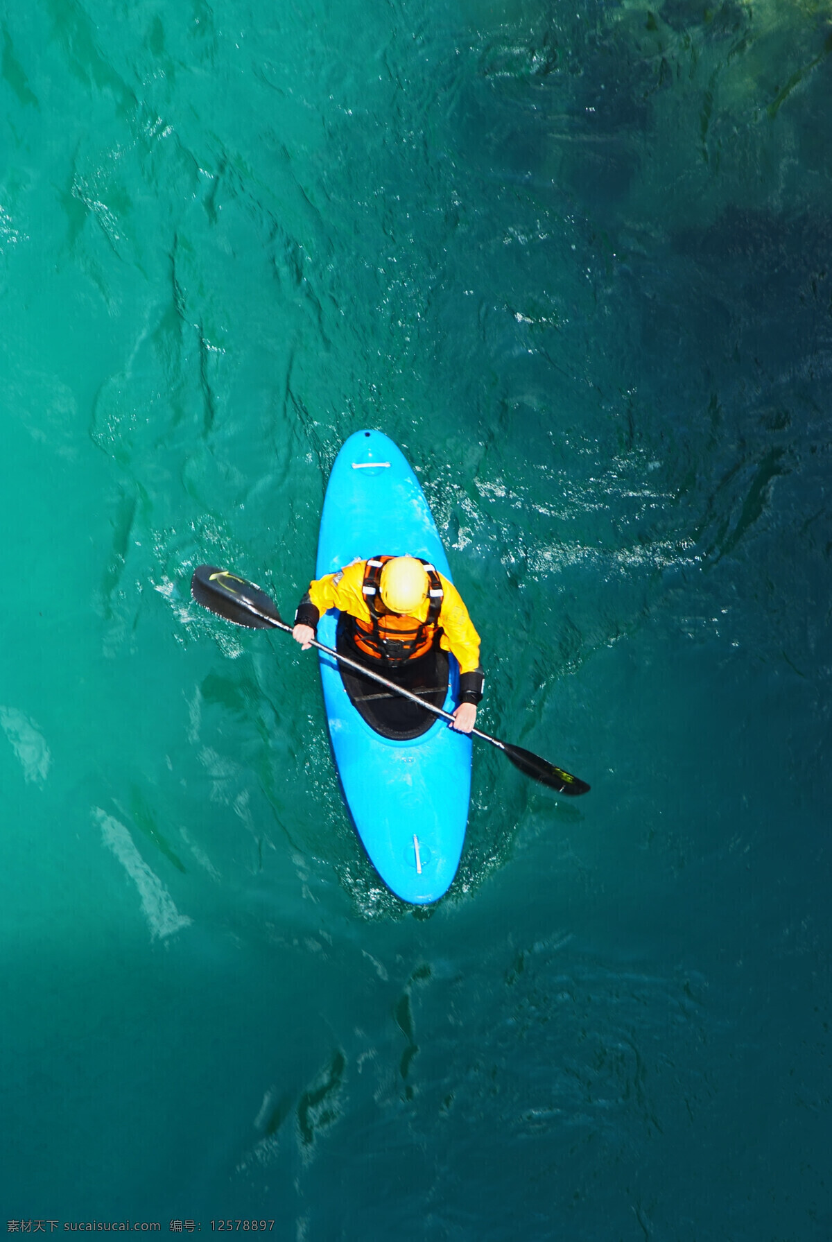 海上运动 水上运动 体育运动 皮划艇 划船 生活百科 青色 天蓝色