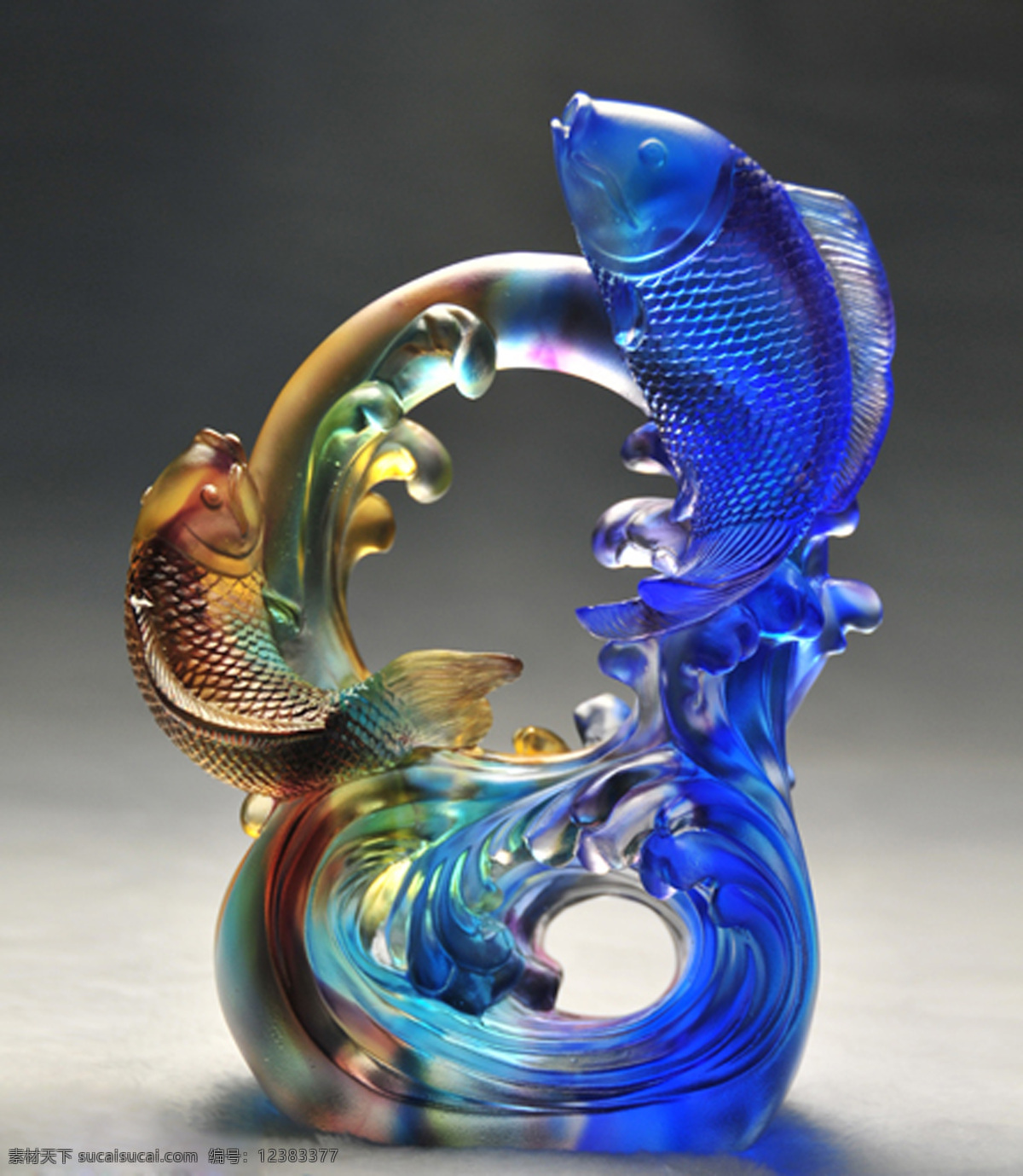五彩 琉璃 双鱼 海浪 浪花 艺术品 摆件 装饰品 玻璃 生活百科 生活素材