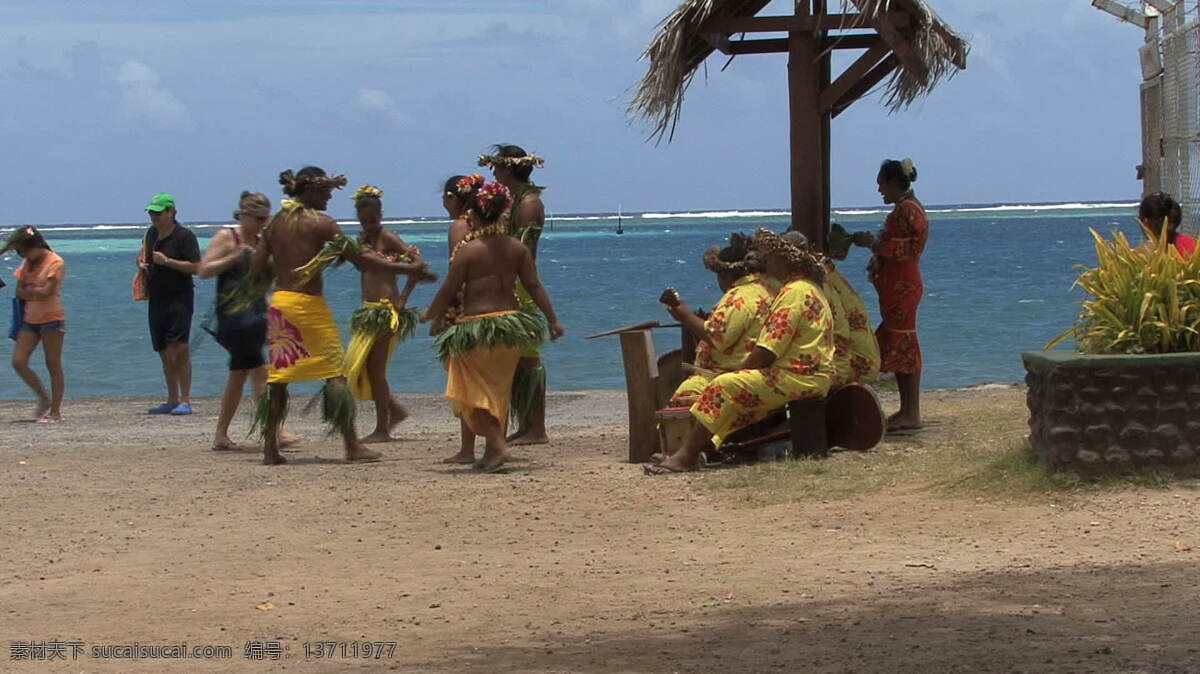 茉莉 游客 岛民 股票 录像 海洋 旅游 人 跳舞 图像 舞蹈 相机 姿势 波拉波拉岛 法属波利尼西亚 热带海洋 水 岸 舞蹈演员 部落 地方 当地人 显示 岛上的居民 视频 其他视频