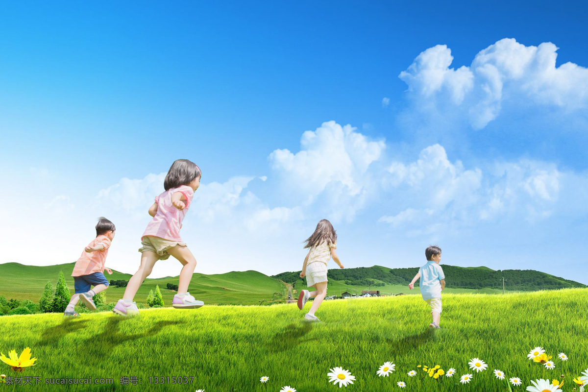 儿童 阳光 草坪 儿童奔跑 蓝天 白云 户外 自然景观 山水风景