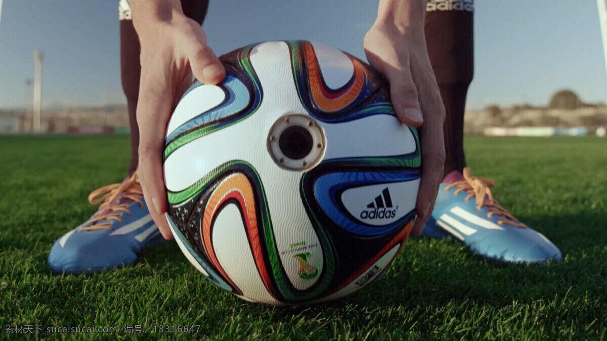 adidas 广告 生活百科 世界杯 体育用品 宣传 比赛 用球 比赛用球 矢量图 日常生活