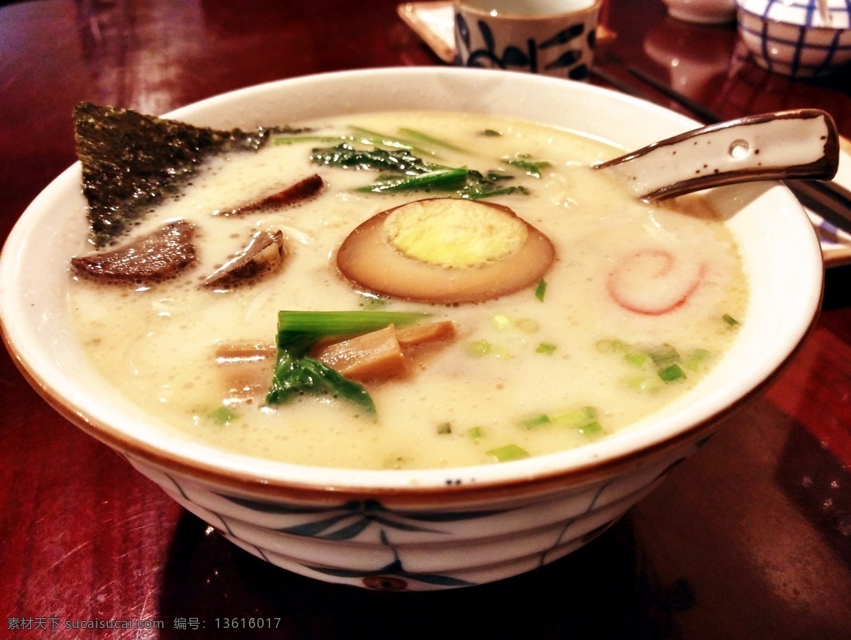 骨汤拉面 日式拉面 拉面 骨汤面 日式料理 餐饮美食 传统美食