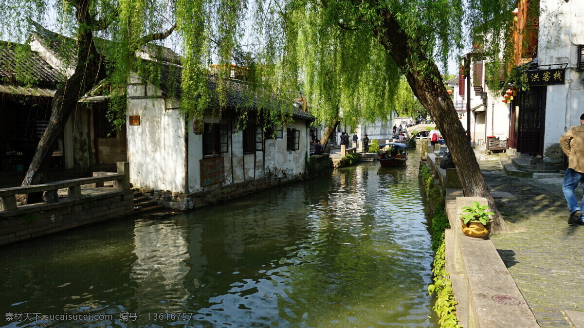古镇旅游 周庄古镇 江南建筑 旅游 亭台 楼阁 划船 游船 乘船 河道 杨柳 柳絮 经典摄影 旅游摄影 国内旅游