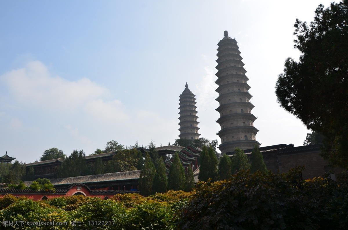 永祚寺 双塔寺 双塔 凌霄双塔 晋阳奇观 太原地标 太原古建筑 太原八景 文笔双峰 文峰塔 舍利塔 巍峨俊秀 崛围山 八角十三级 双塔之最 砖石结构 琉璃剪边 碑碣刻石 宣文塔 景观景点 古建筑 旅游 景点 旅游摄影 国内旅游 山西
