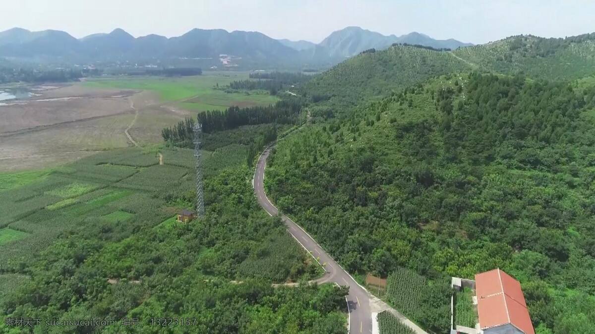 农村公路 航拍 农村 公路 图 山区