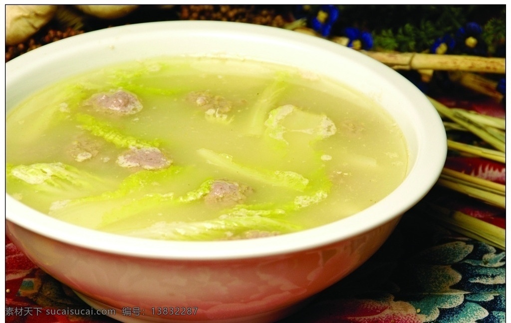 白菜炖丸子 白菜炖丸 美食摄影 传统菜 家常菜 传统美食 菜 餐饮美食