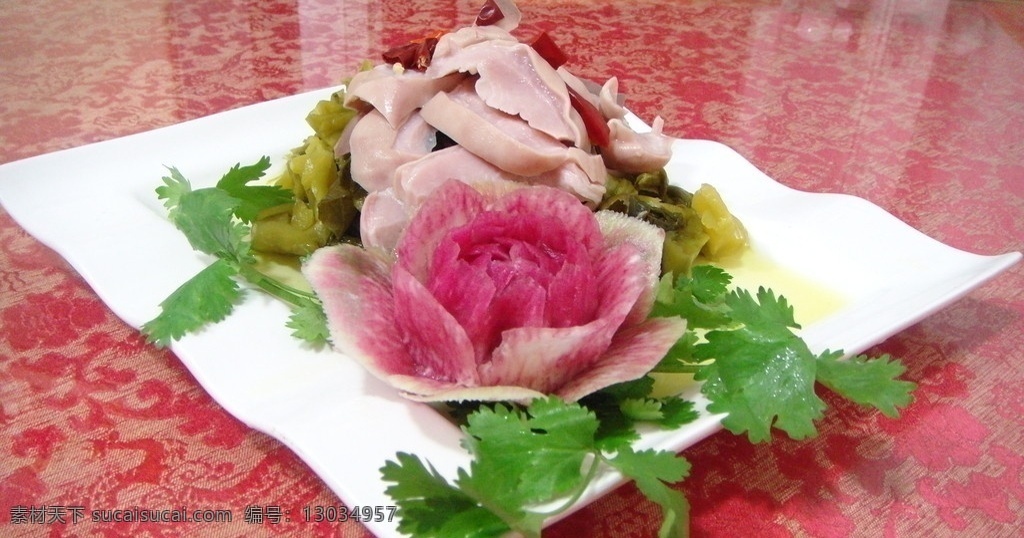 酸菜炒肚片 酸菜 肚片 传统美食 餐饮美食