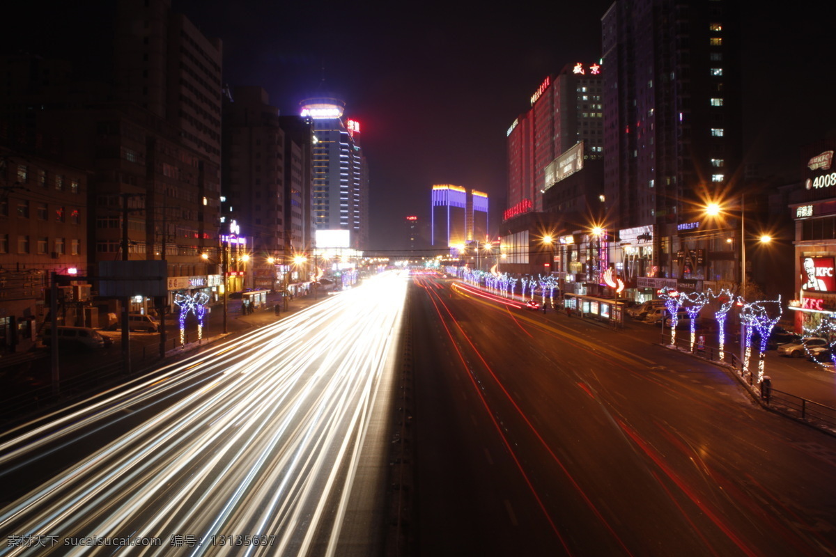 沈阳 夜色 车灯 国内旅游 旅游摄影 霓虹灯 天桥 沈阳夜色 光线轨迹 慢快门 装饰素材 灯饰素材