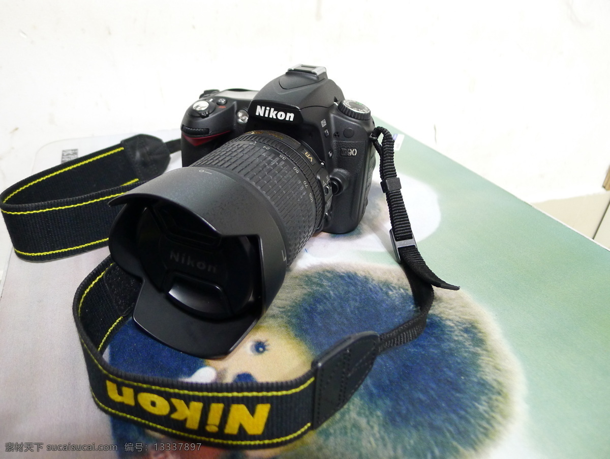 单反 镜头 尼康 生活百科 数码家电 特写 相机 d90 套机 套头 nikon 单镜头 psd源文件
