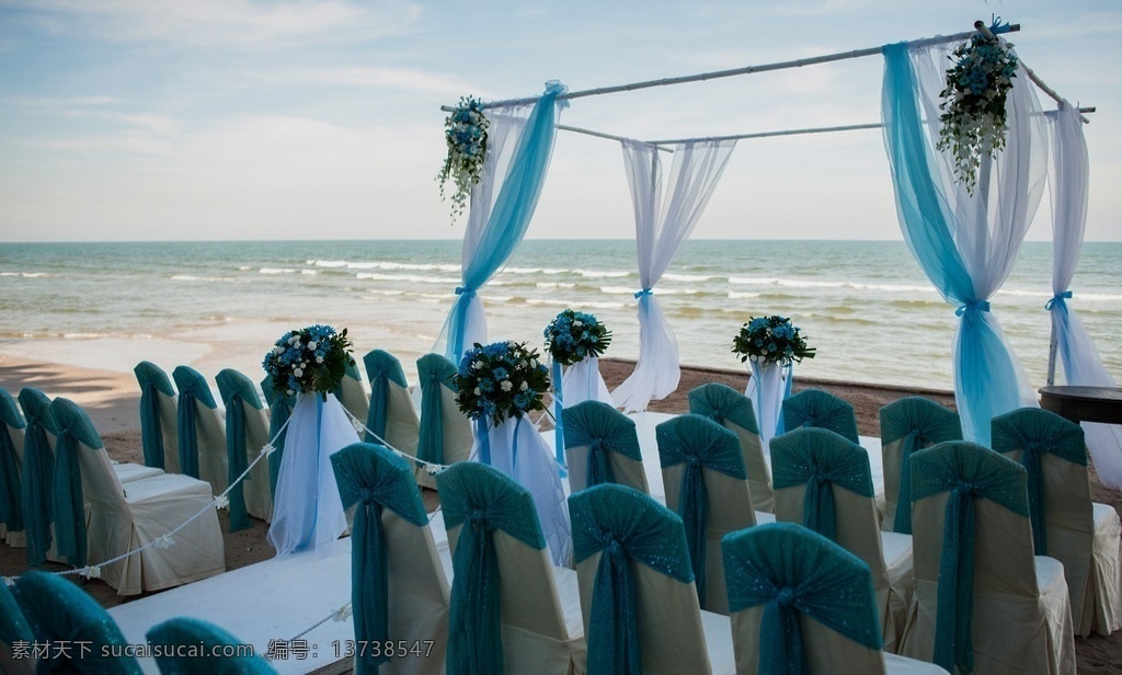 婚礼 浪漫 海滩 沙滩 热带 会场 现场 婚庆 鲜花 爱情 海边 大海 海洋 结婚 仪式 布置 白纱 玫瑰 自然景观